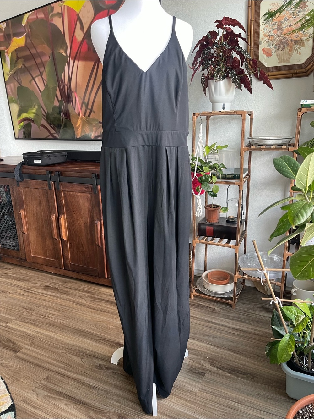 NWT HALARA Black V-Neck Wide Leg Jumpsuit with Spaghetti Straps XL